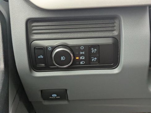 New 2025 Ford F250 XL w/ XL Chrome Package image 26