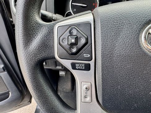 Used 2016 Toyota Tundra SR5 image 19