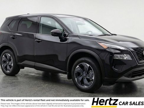 Used 2025 Nissan Rogue SV image 1