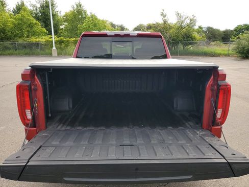 Used 2023 GMC Sierra 1500 Denali AWD/4WD image 31