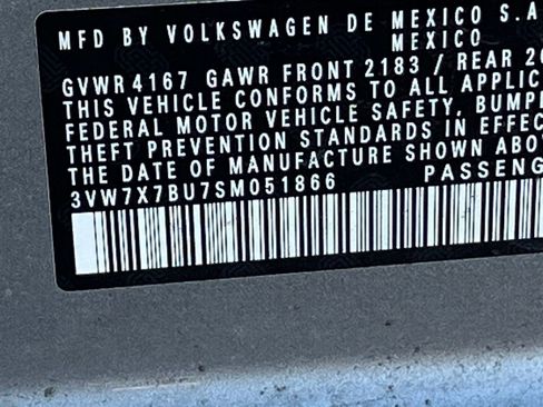 Used 2025 Volkswagen Jetta SE image 29