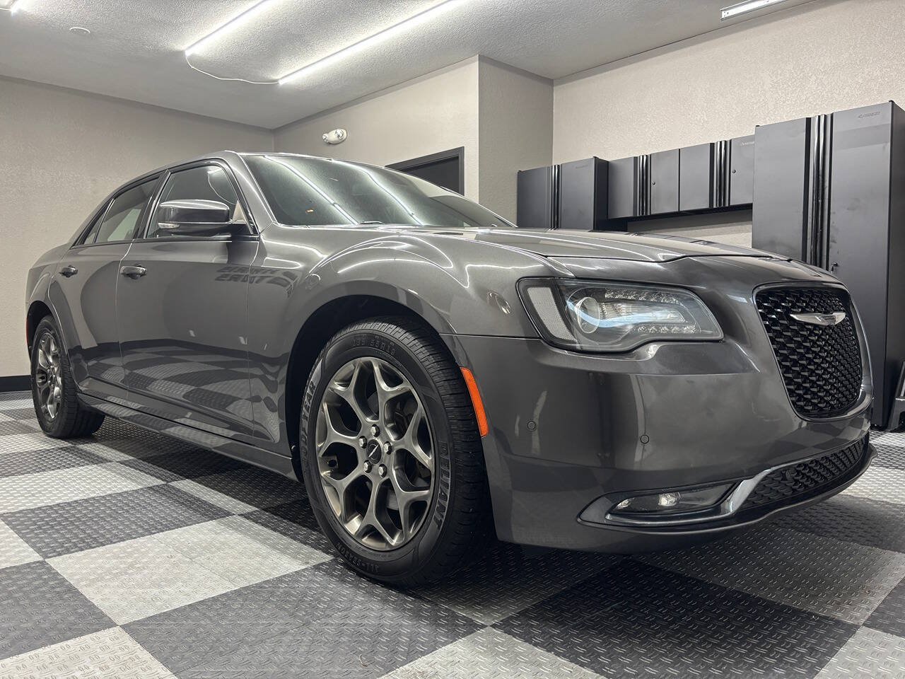 Used 2017 Chrysler 300 S w/ 300S Premium Group AWD/4WD image 4