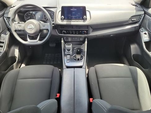 Used 2024 Nissan Rogue S FWD image 13