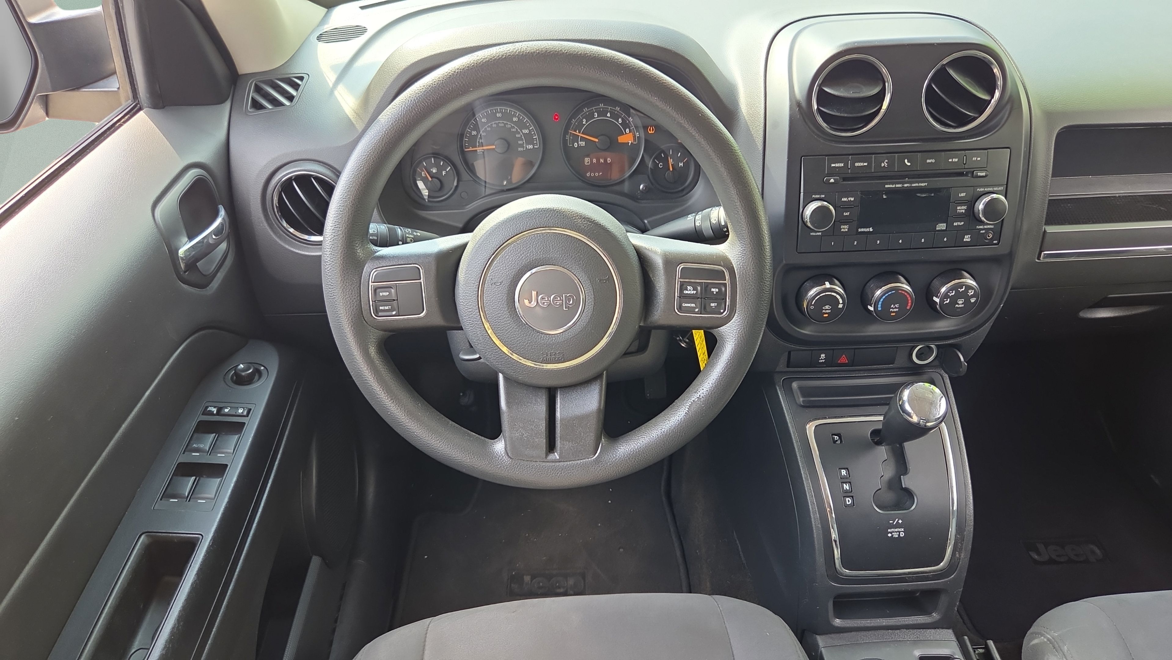 Used 2016 Jeep Patriot Sport w/ Power Value Group FWD image 12