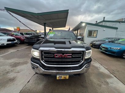 Used 2017 GMC Sierra 1500 SLE w/ SLE Value Package