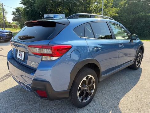Used 2023 Subaru Crosstrek 2.0i Premium AWD/4WD image 7