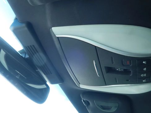Used 2019 INFINITI Q70 Luxe w/ Sport Package RWD image 39