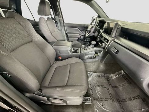 Certified 2026 Toyota 4Runner SR5 AWD/4WD image 29