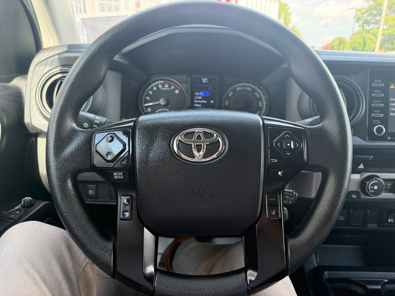 Used 2023 Toyota Tacoma SR w/ SR Convenience Package RWD image 11