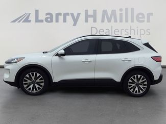 Used 2020 Ford Escape Titanium w/ Titanium Premium Package 2.0 AWD/4WD video 2