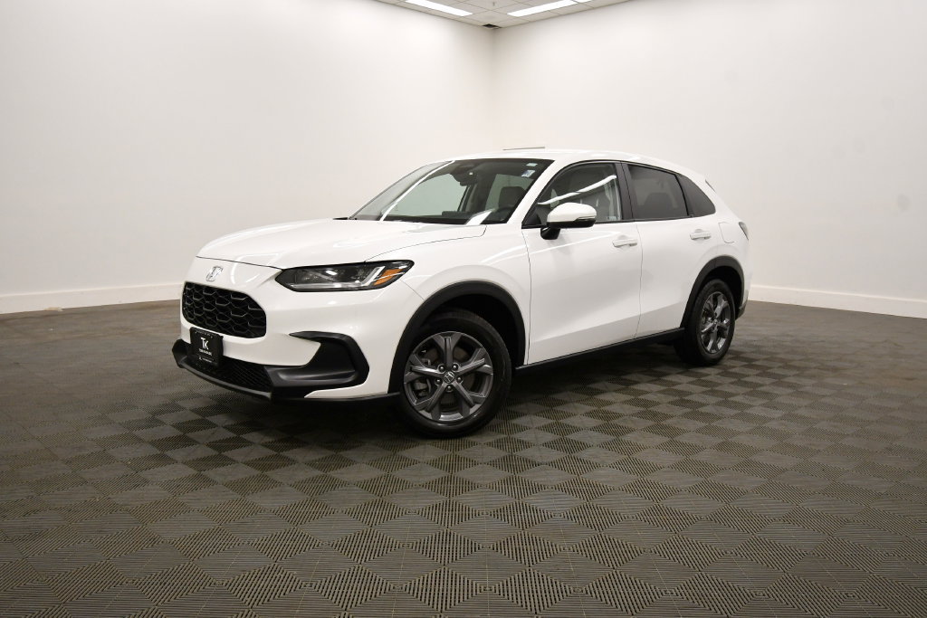 Certified 2026 Honda HR-V LX image 2
