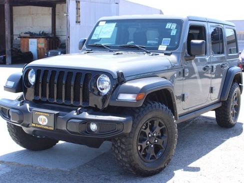 Used 2022 Jeep Wrangler Unlimited Sport AWD/4WD image 9