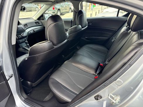 Used 2020 Acura ILX image 32