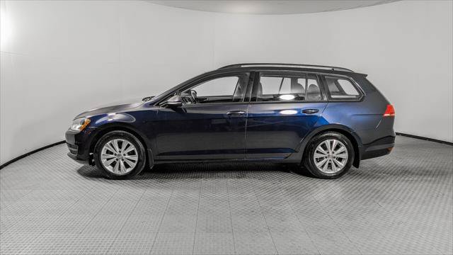 Used 2017 Volkswagen Golf S AWD/4WD image 3