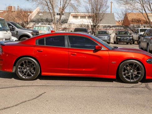 Used 2020 Dodge Charger Scat Pack w/ Plus Group image 4