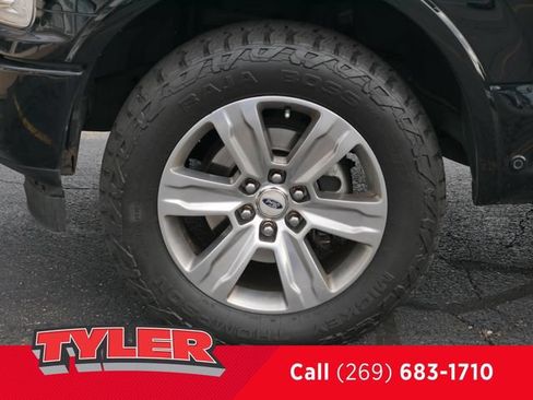 Used 2018 Ford F150 Platinum w/ Technology Package AWD/4WD image 47