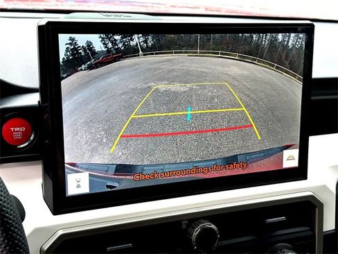 Used 2024 Toyota Tacoma TRD Off-Road image 16