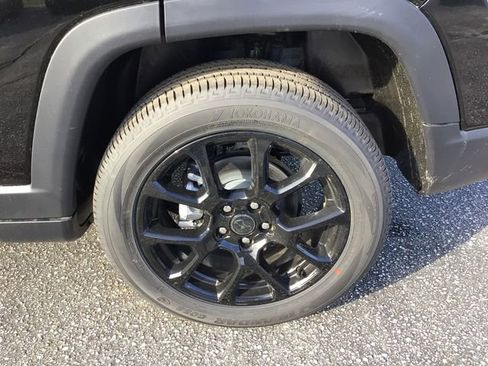 New 2026 Jeep Compass Latitude image 15