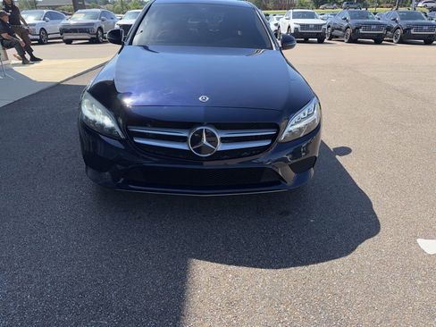 Used 2019 Mercedes-Benz C 300 Sedan image 2
