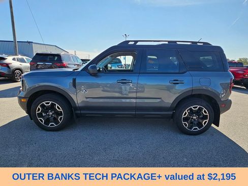 Used 2025 Ford Bronco Sport Outer Banks w/ Outer Banks Tech Package+ AWD/4WD image 2