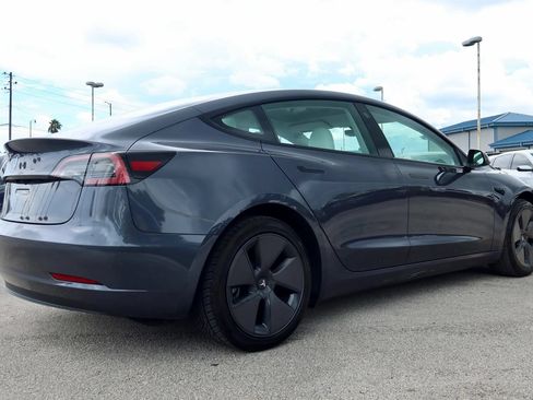 Used 2023 Tesla Model 3 Standard Range RWD image 2
