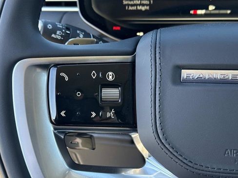 New 2025 Land Rover Range Rover SE image 38