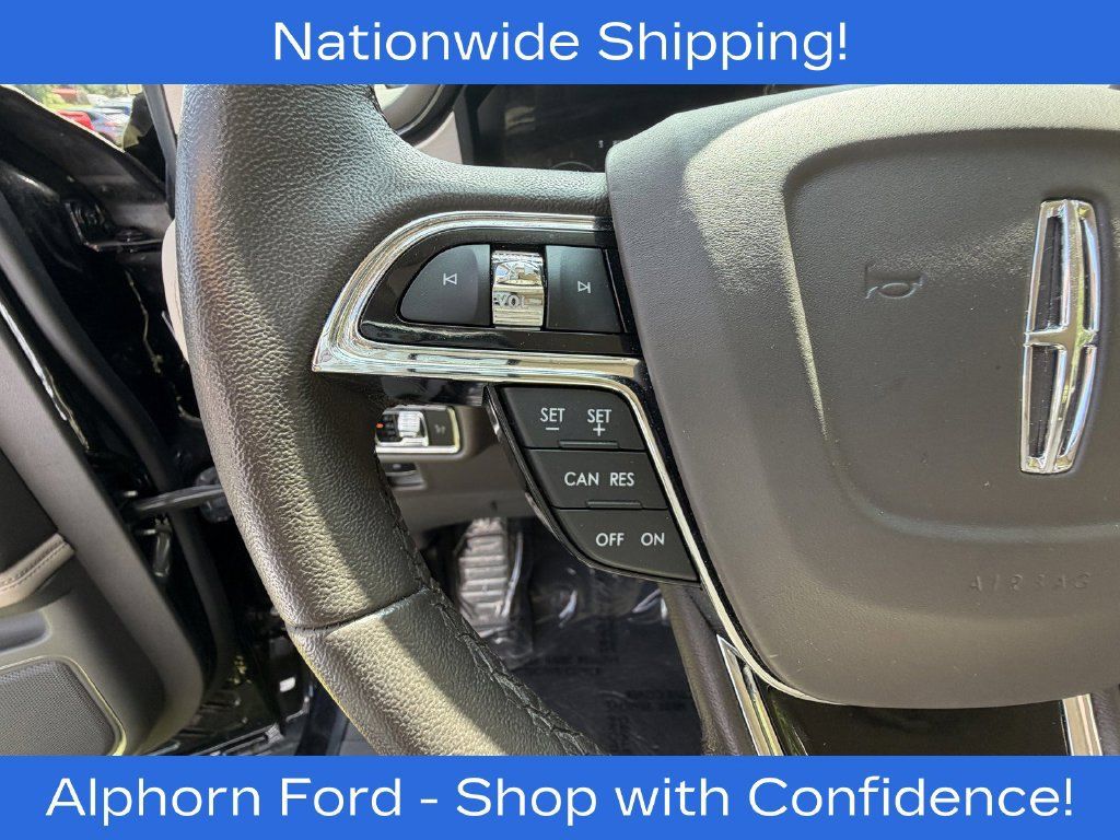 Used 2023 Lincoln Nautilus AWD w/ Premium Package image 10