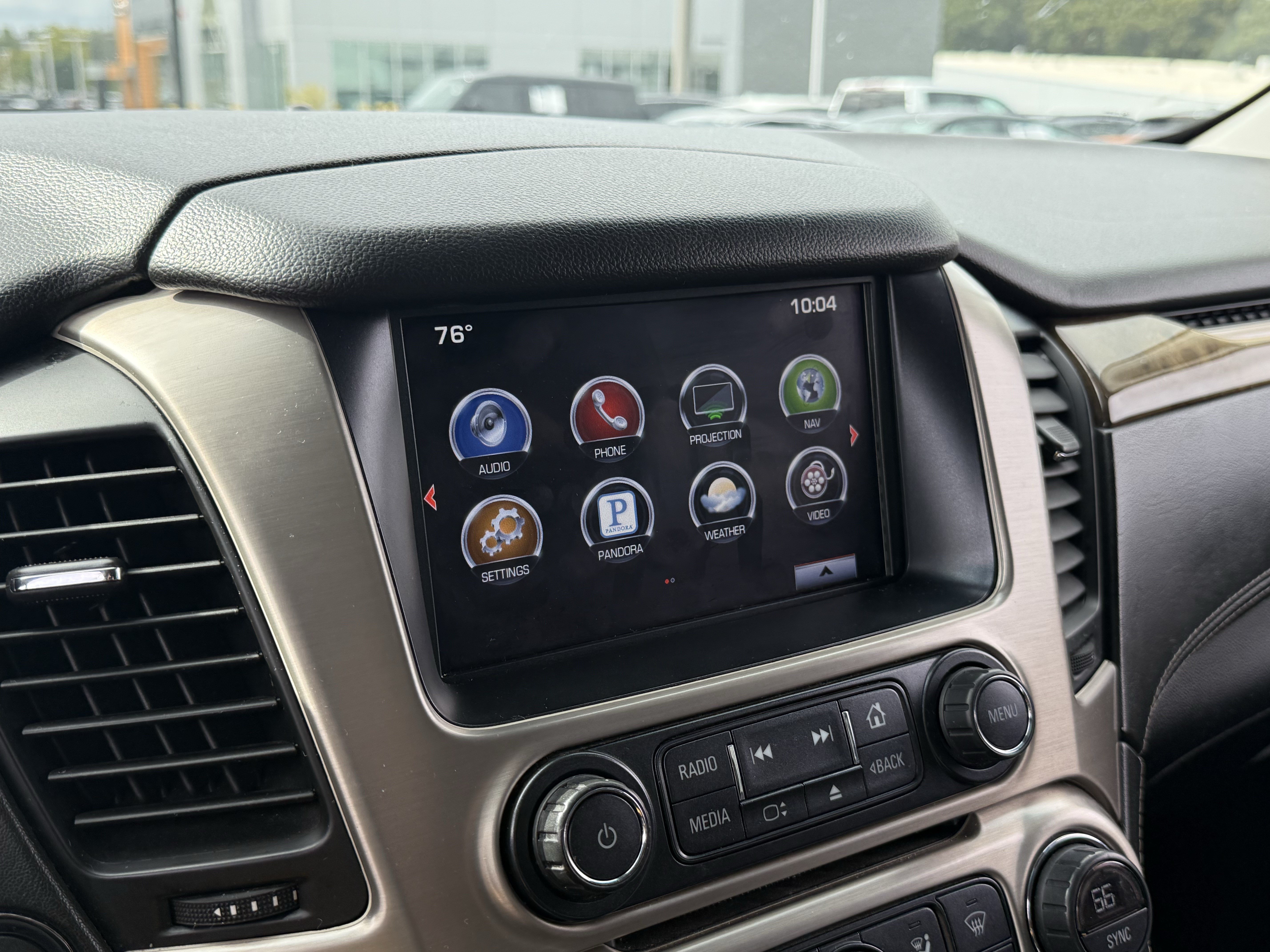 Used 2016 GMC Yukon Denali w/ Open Road Package AWD/4WD image 15