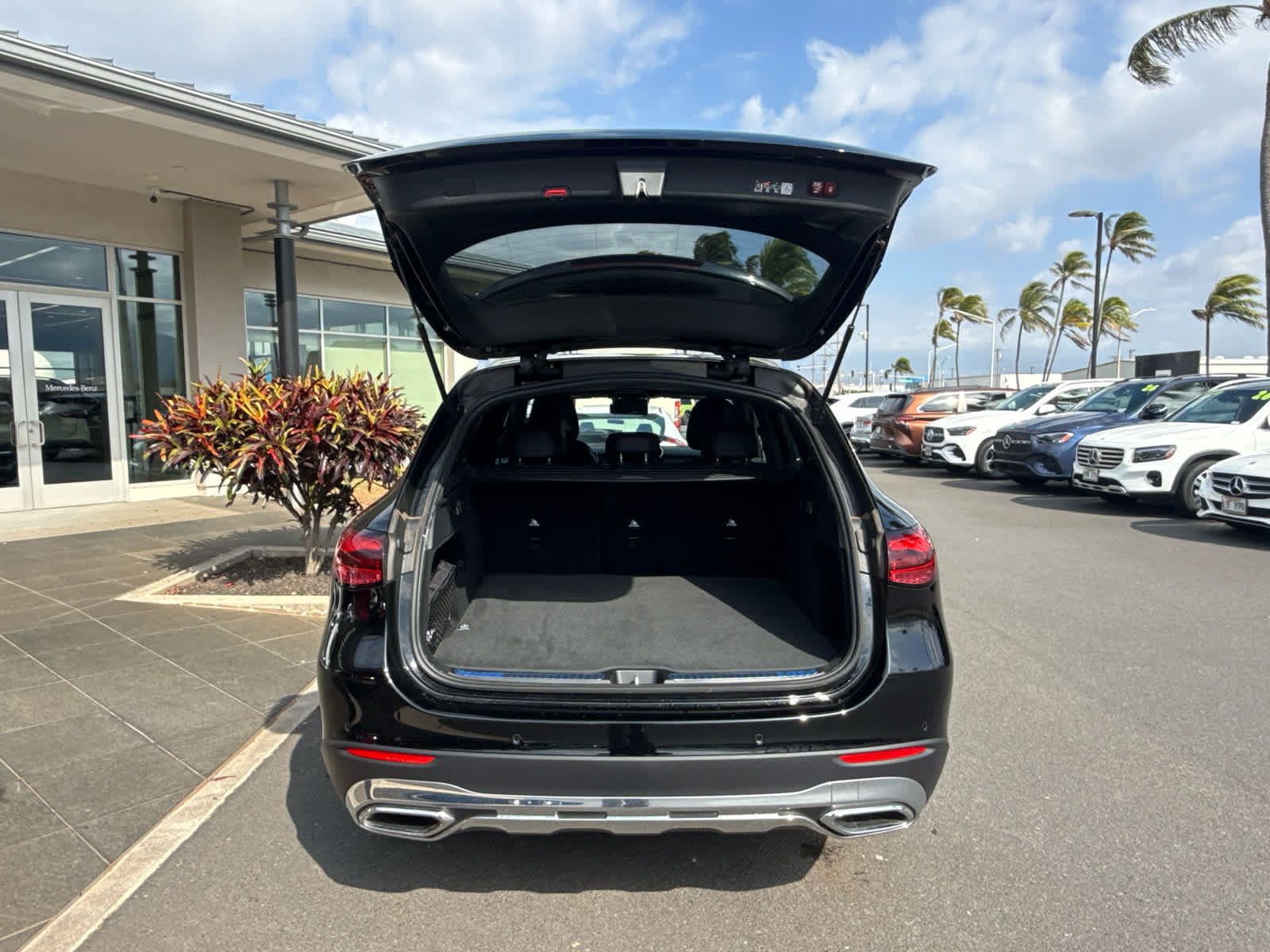 Used 2026 Mercedes-Benz GLC 300 image 17