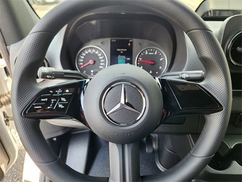 New 2025 Mercedes-Benz Sprinter 2500 image 20