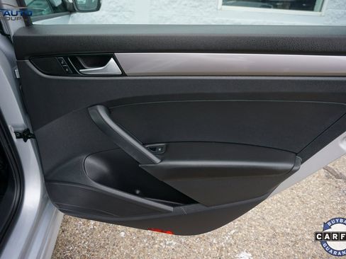 Used 2015 Volkswagen Passat 1.8T S w/ Technology Package image 20