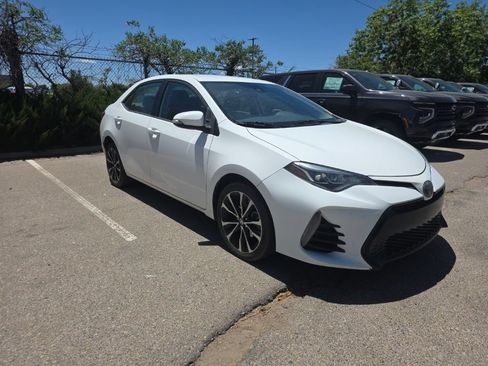 Used 2019 Toyota Corolla SE FWD image 9