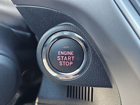 Certified 2025 Subaru Crosstrek 2.0i Premium image 30
