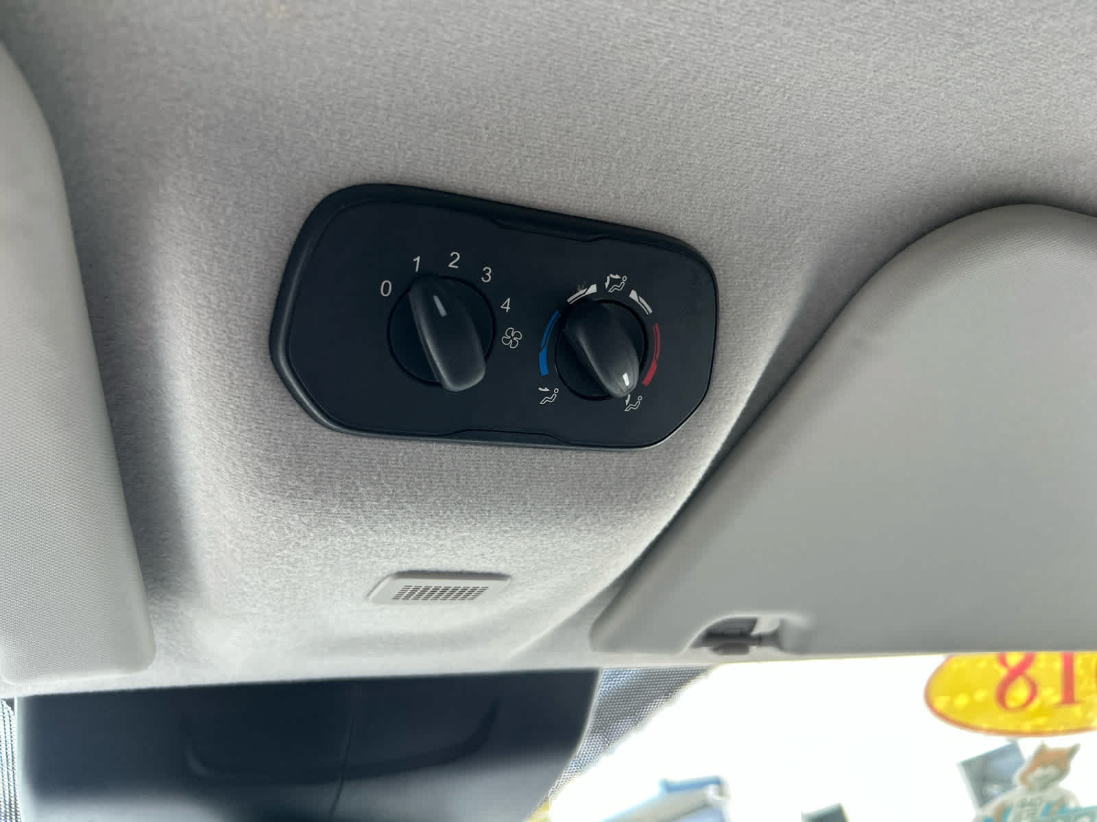 Used 2018 Ford Transit 350 XL RWD image 19