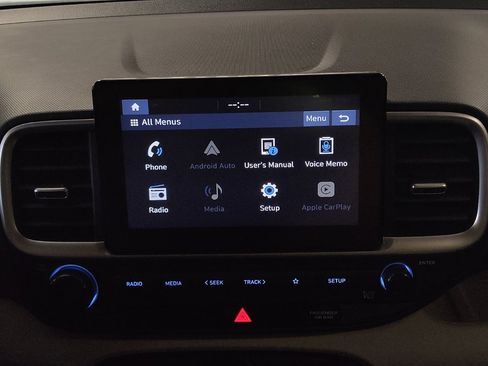 Used 2020 Hyundai Venue SEL FWD image 25