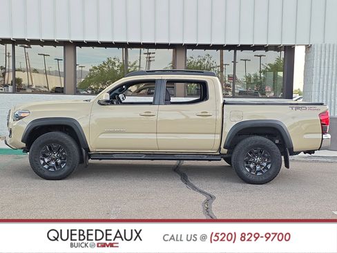 Used 2019 Toyota Tacoma TRD Off-Road image 4