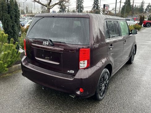 Used 2012 Scion xB Base image 6