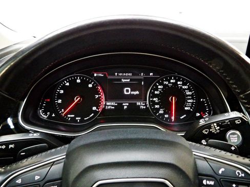 Used 2017 Audi Q7 3.0T Premium AWD/4WD image 17