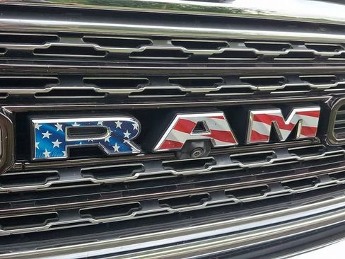 Used 2022 RAM 1500 Limited AWD/4WD image 6
