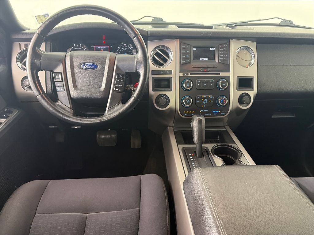 Used 2017 Ford Expedition XLT AWD/4WD image 14