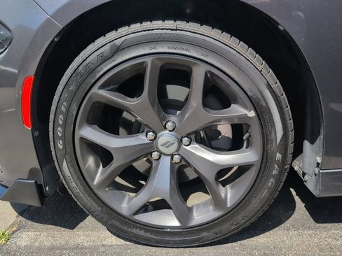 Used 2019 Dodge Charger GT RWD image 10