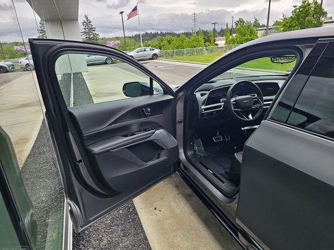 New 2026 Cadillac Lyriq V AWD/4WD image 18