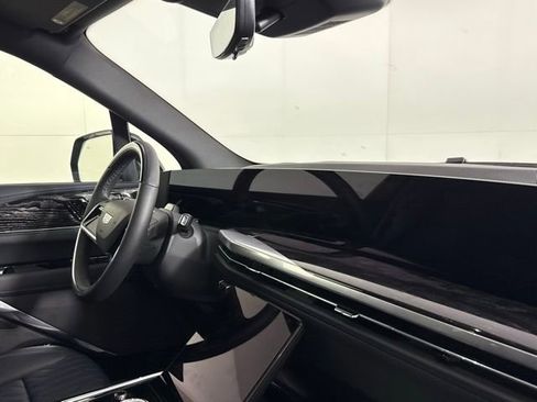 New 2026 Cadillac Escalade IQ Sport 1 w/ LPO, Etrunk Organizer Package image 34