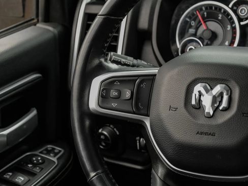 Used 2023 RAM 2500 Big Horn w/ Night Edition AWD/4WD image 21