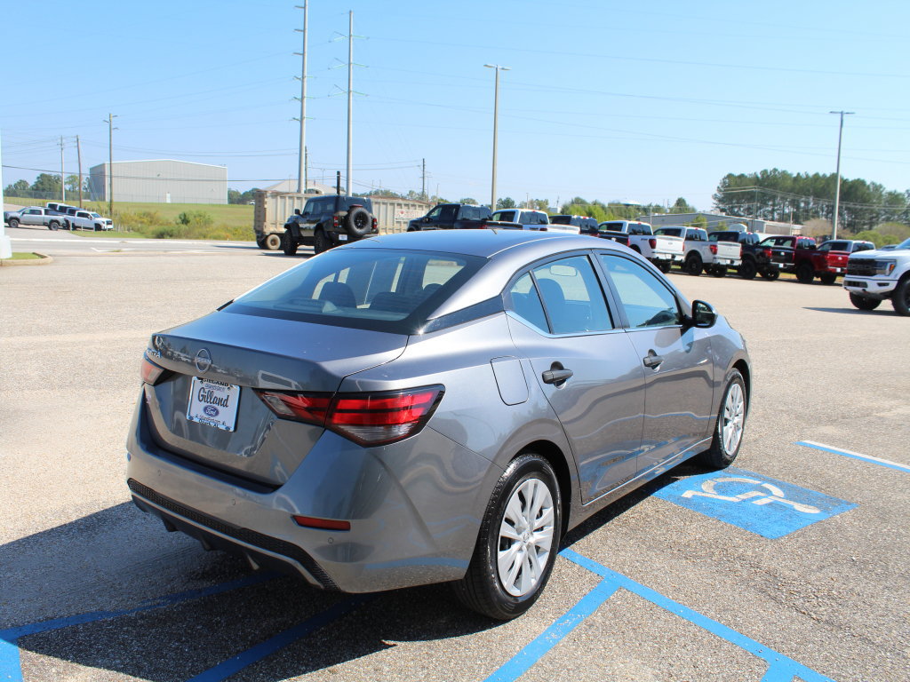 Used 2025 Nissan Sentra S FWD image 4