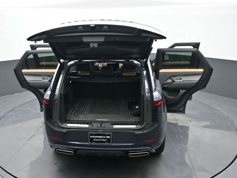 Used 2025 Land Rover Range Rover Sport Dynamic SE image 27