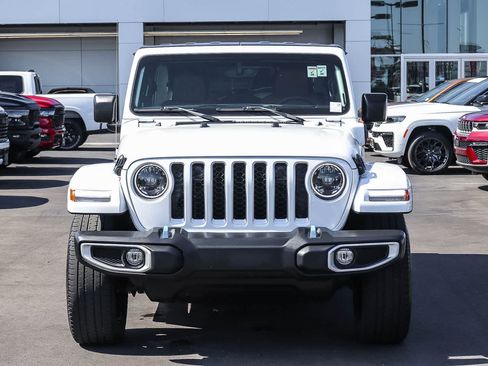 Used 2023 Jeep Wrangler Unlimited Sahara AWD/4WD image 2