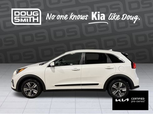 Certified 2022 Kia Niro EX Premium image 2