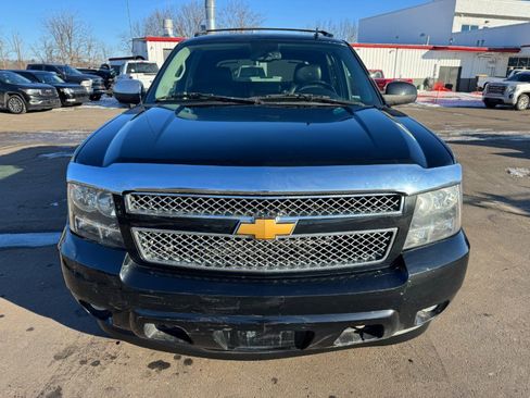 Used 2012 Chevrolet Avalanche LTZ image 8