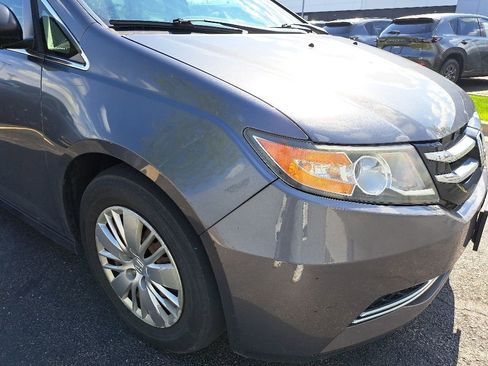 Used 2016 Honda Odyssey LX image 3